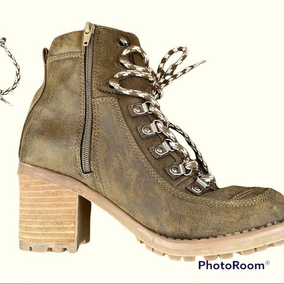 CARLOS Santana Ardent lace up brown stacked heel boots, size 7.5 - Picture 3 of 7